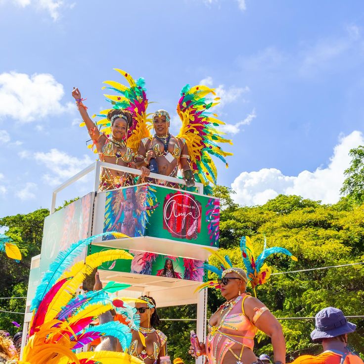 Discover the best tours to book during St Thomas USVI Carnival Festival, including top experiences, events, and island adventures. Book your tour today.